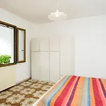 Casa Sabrina Apartment *