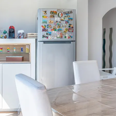 Casa Sabrina פורטופראיו